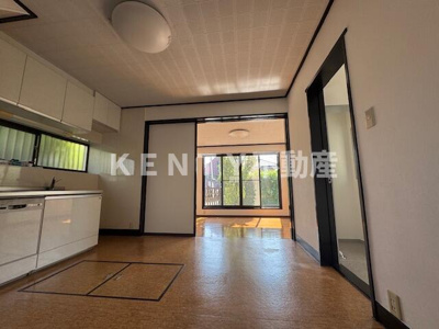 【居間・リビング】 | 寺谷１丁目貸家 | 居間です