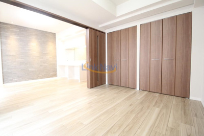 【寝室】 | スプランディッド江坂駅前