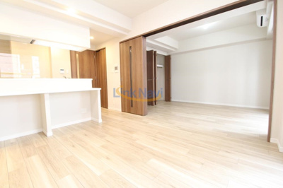 【居間・リビング】 | スプランディッド江坂駅前