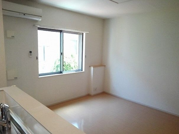 クレマチスの居間・リビング