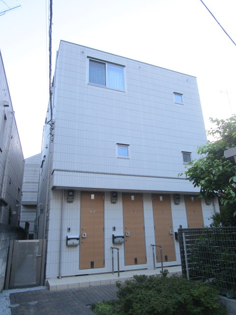 サニーヴィレッジ美奈見の外観