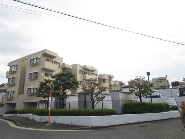 フォンテーヌ藤が丘のその他|手入れの行き届いた植栽