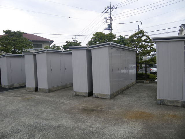 フォンテーヌ藤が丘のその他共用部分|1世帯に1ヶ所無料トランクルーム付