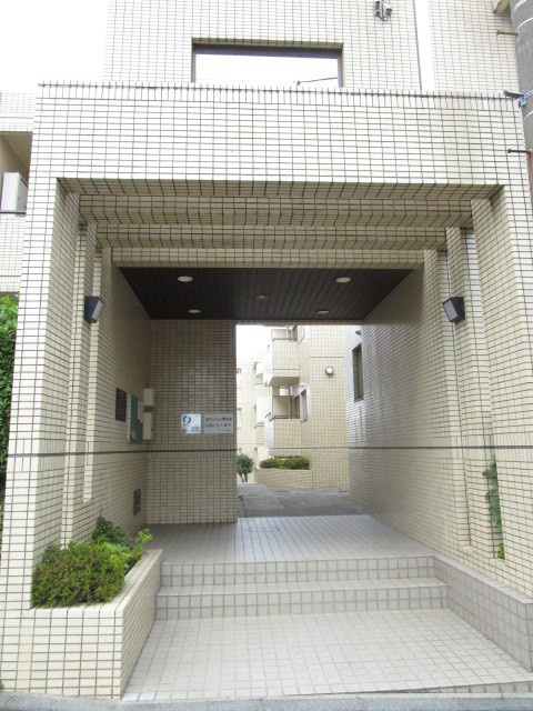 フォンテーヌ藤が丘のエントランス|清潔に保たれたエントランス