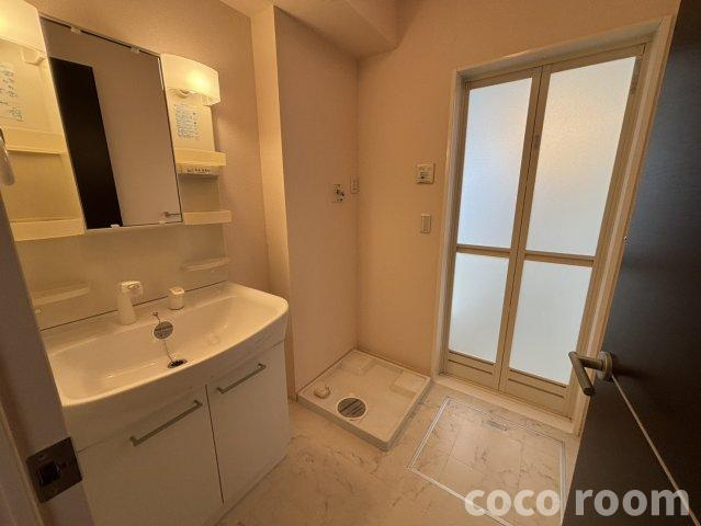 ヴィラ サンマリンの洗面所