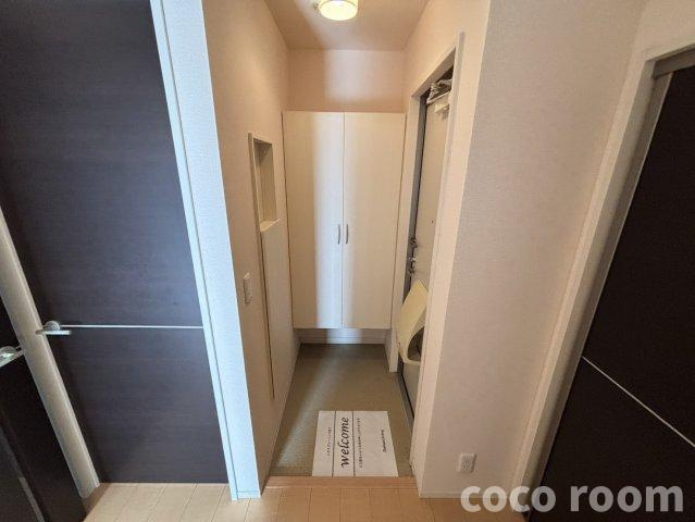 ヴィラ サンマリンの玄関