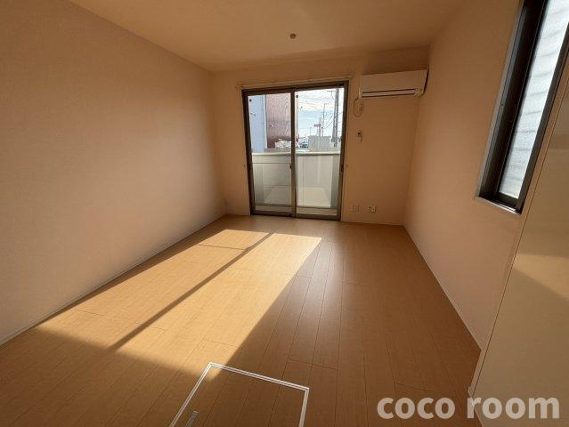 ヴィラ サンマリンの居間・リビング