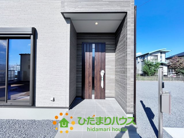 加須市下高柳第11期　新築一戸建て　03の玄関