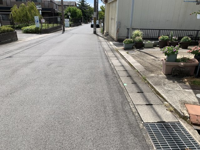 京都市左京区岩倉長谷町　土地の前面道路含む現地写真