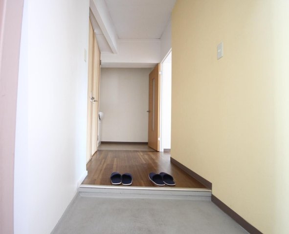 コンチェルト東合川Ⅱの玄関|きれいな玄関です♪