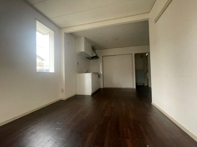 エルハイツイイダの居間・リビング