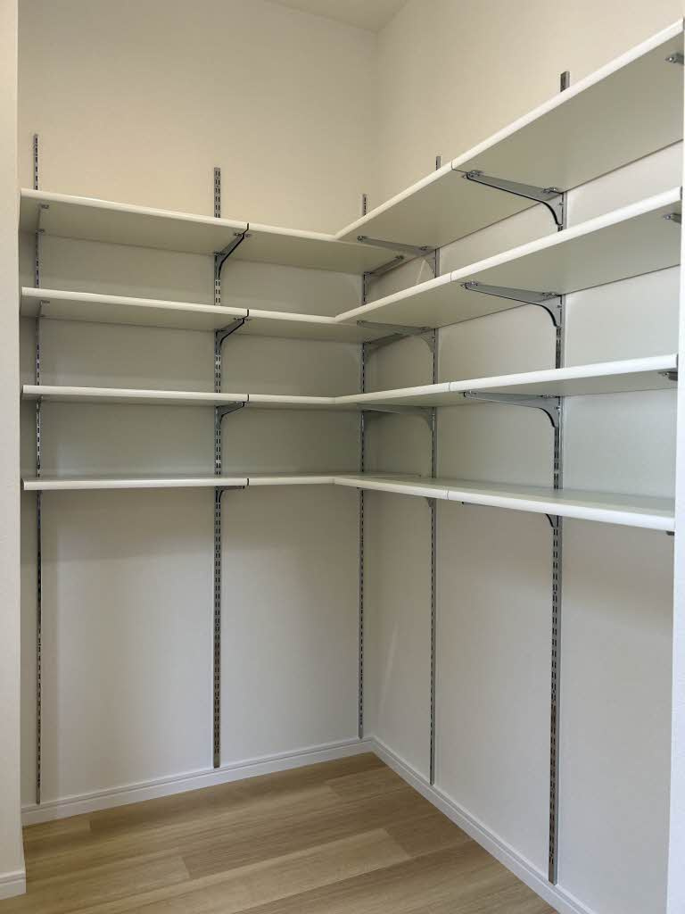 アンソレーユB棟の収納