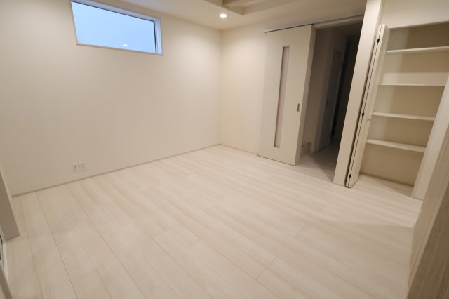 《仲介手数料無料》緑区大字中尾431新築一戸建てブルーミングガーデンの居間・リビング|撮影日 2025年11月20日 15:00 晴れ