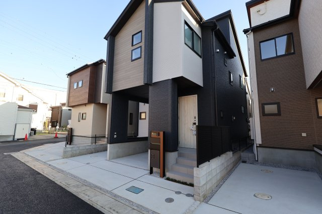 《仲介手数料無料》緑区大字中尾431(2号棟)新築一戸建てブルーミングガーデンの外観|撮影日 2025年11月20日 15:00 晴れ