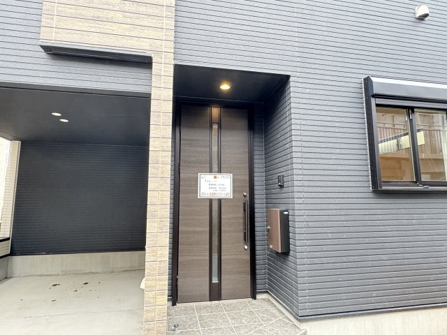 市川市南八幡１丁目新築戸建（南八幡９期）のエントランス|エントランス・玄関ポーチ
