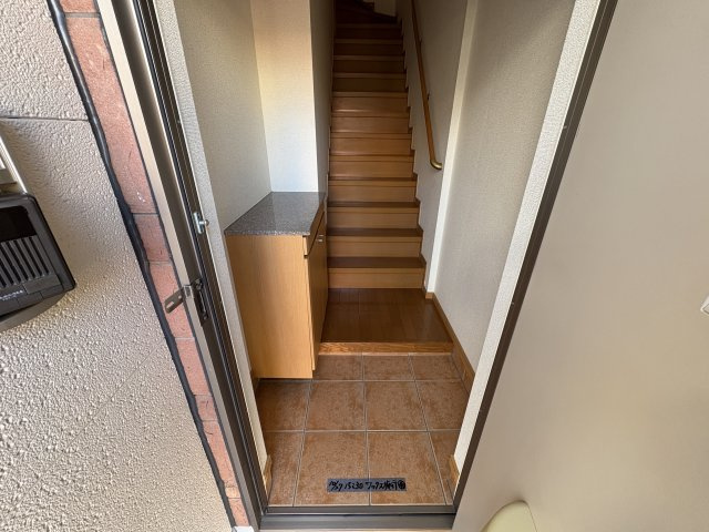 エルバフィオーレの玄関