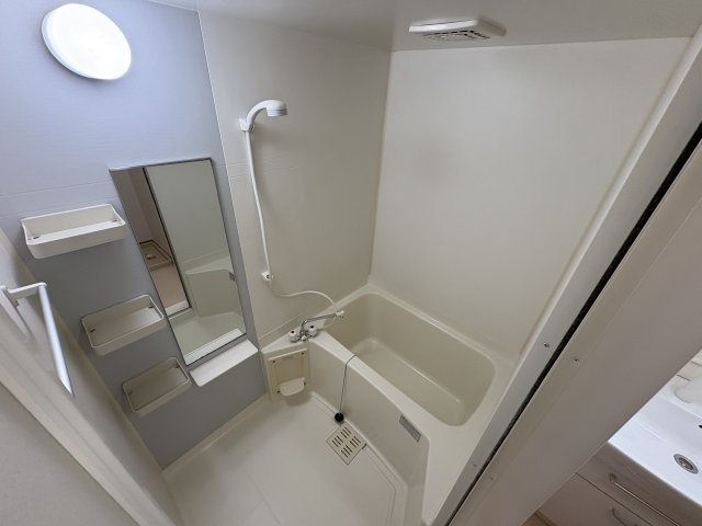 エルバフィオーレの浴室