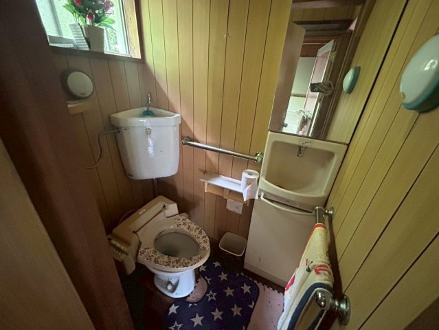 鉾田市大竹　中古戸建のトイレ