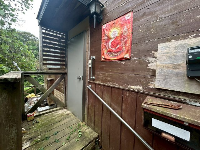 鉾田市大竹　中古戸建の玄関