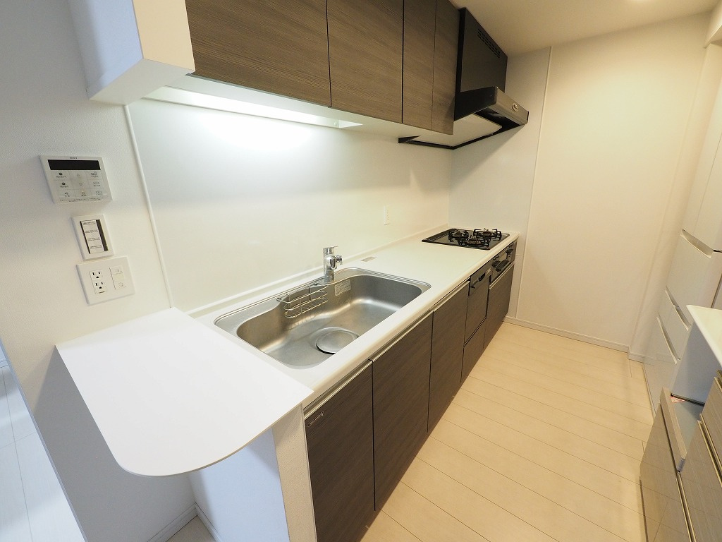 仲介手数料半額　アイディコート所沢ブリエ　最上階のキッチン