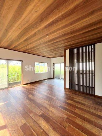 【居間・リビング】 | 全室クロス張替を行っております◎
