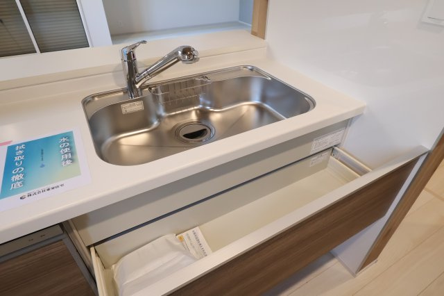 《仲介手数料無料》緑区大字中尾431(5号棟)新築一戸建てブルーミングガーデンのキッチン|撮影日 2025年11月20日 15:20 晴れ