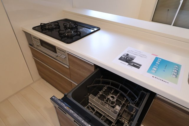 《仲介手数料無料》緑区大字中尾431(5号棟)新築一戸建てブルーミングガーデンのキッチン|撮影日 2025年11月20日 15:20 晴れ