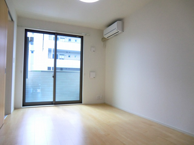 ラ・カーサ・フェリーチェ　Ⅰの居間・リビング|居室・リビング