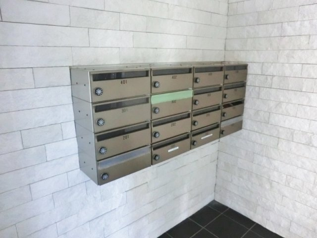 Ｃａｒｏ東仲町のロビー|☆１階・ロビースペースに集合ポストを設置しています。☆