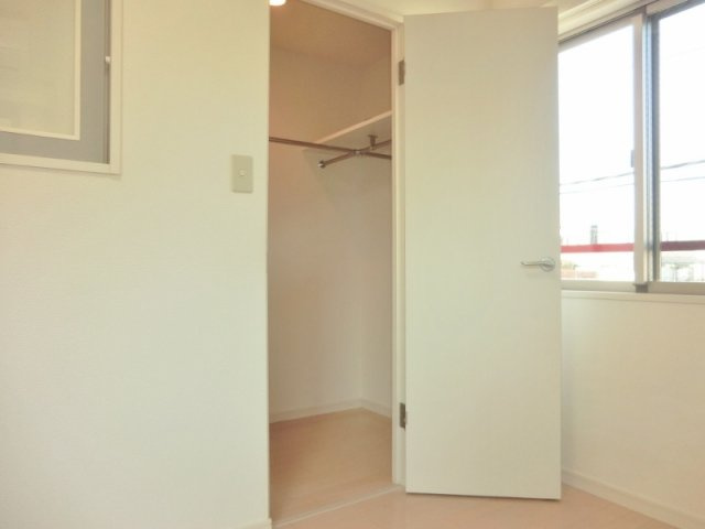 Ｃａｒｏ東仲町の収納|☆たっぷり収納・ウォークインクローゼット付きです。☆
