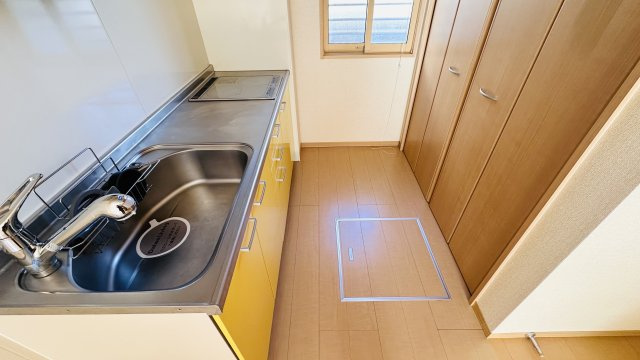 グリンブルスティ　ＹＨのキッチン