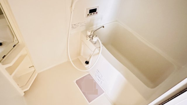 グリンブルスティ　ＹＨの駐車場