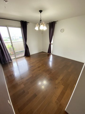 【洋室】 | 江川中古戸建 | 2階洋室（西側）