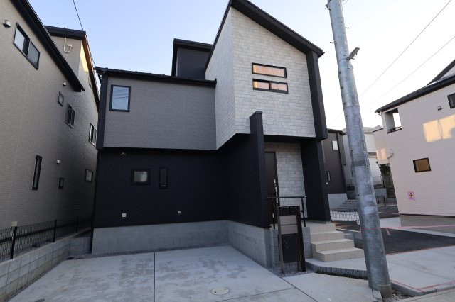 《仲介手数料無料》緑区大字中尾431(9号棟)新築一戸建てブルーミングガーデンの外観|撮影日 2025年11月20日 15:40 晴れ