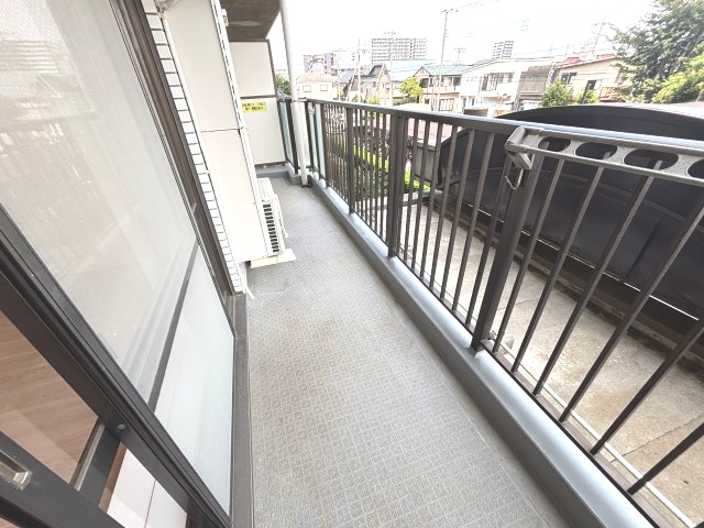新座市野火止　中古マンション「ネオ・アーバン新座」のバルコニー|落ち着いた時間を過ごせるバルコニーです