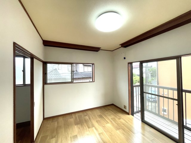 文違301貸家の洋室