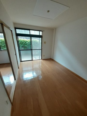 ヒルズ栗林Ａの内装