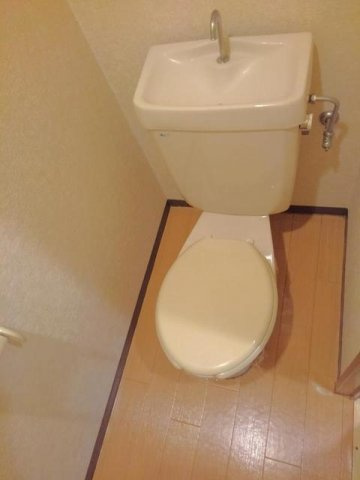 ヒルズ栗林Ａのトイレ