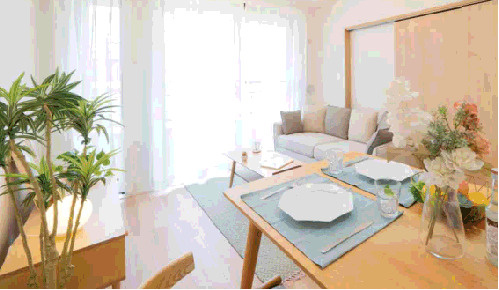 立花グリーンハイツ４号棟の居間・リビング