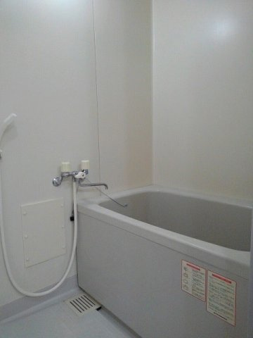 ハッピーシャトウⅡの浴室