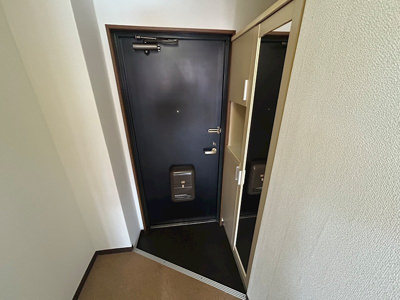 【玄関】 | オーキスビル
