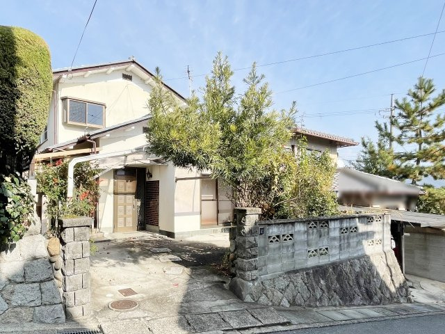 借家　亀岡市下矢田町東法楽寺の外観