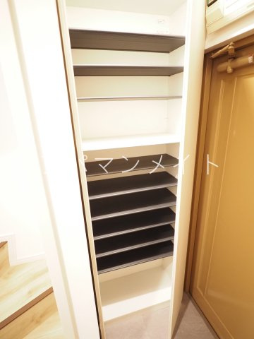 【玄関】 | シューズボックスあります