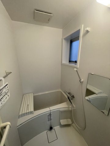 喜多ハイツの浴室|きれいなお風呂です