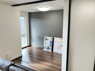 【洋室】 | シンシア春日 | 家具等はディスプレー用