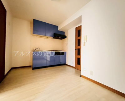 【居間・リビング】 | プレンディ本牧