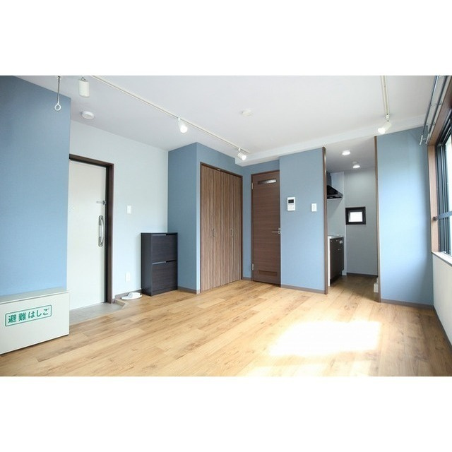 KAMIKITA TERRACE の居間・リビング