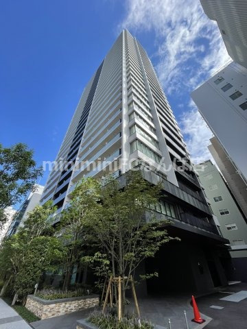 ローレルタワーミドウスジホンマチ