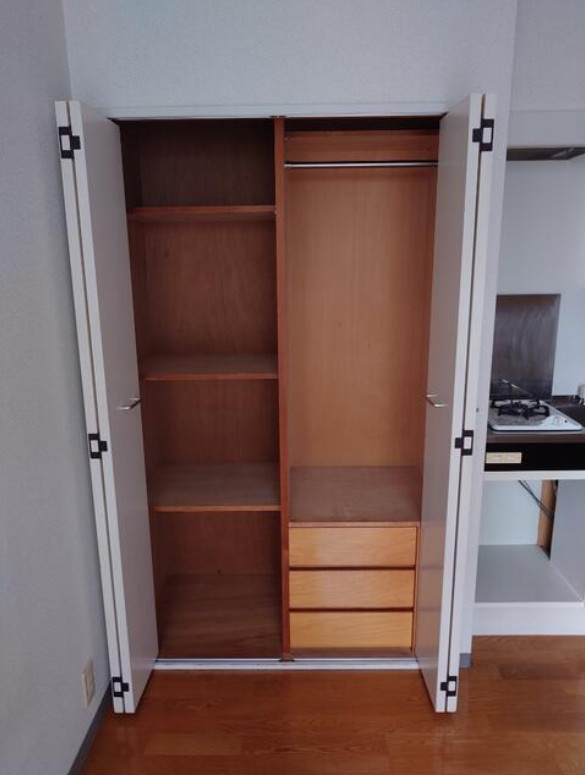 新座市東北２丁目の賃貸マンションの収納