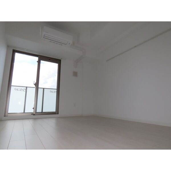 ParkBear大須　名古屋市賃貸　仲介手数料無料の内装|リビング/居室